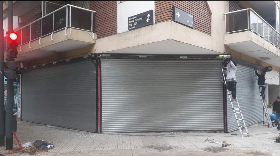 Instalación de cortinas nuevas